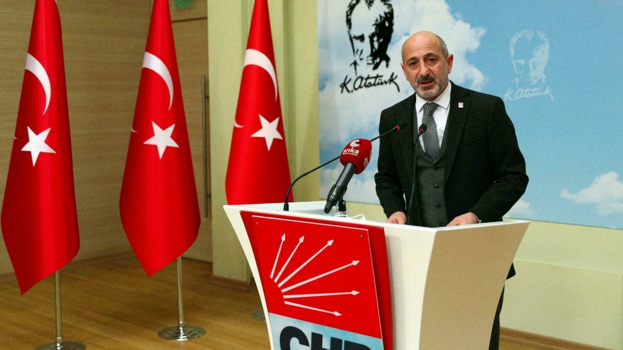 CHP’li Ali Öztunç’tan Davutoğlu’na: Kimse kafanıza silah dayamadı