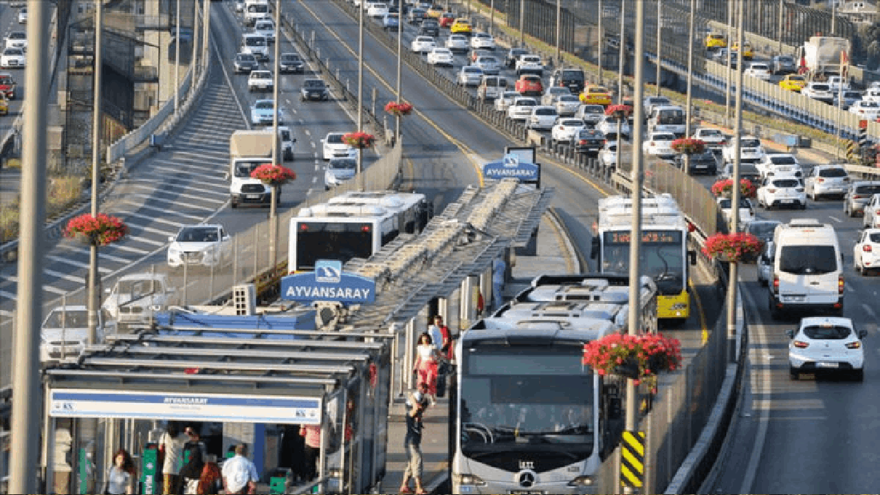 İstanbul’da toplu ulaşıma zam! Zam oranı yüzde 51,52 oldu