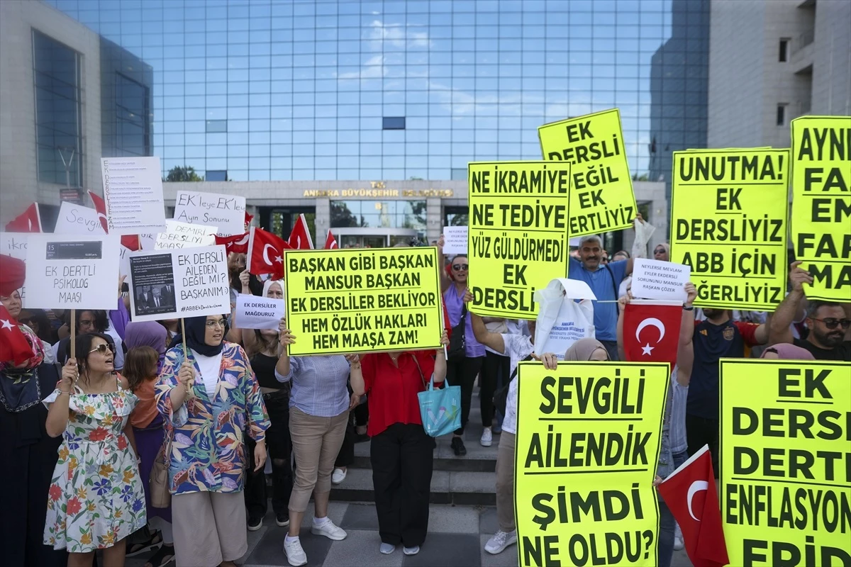 Ankara Büyükşehir Belediyesi’nde Usta Öğreticilerin Maaş ve Özlük Hakları İçin Eylem