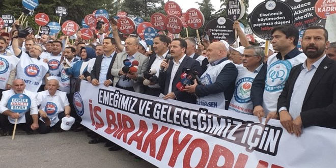 Memur-Sen’den Kamu İşveren Heyetinin zam oranları teklifine protesto