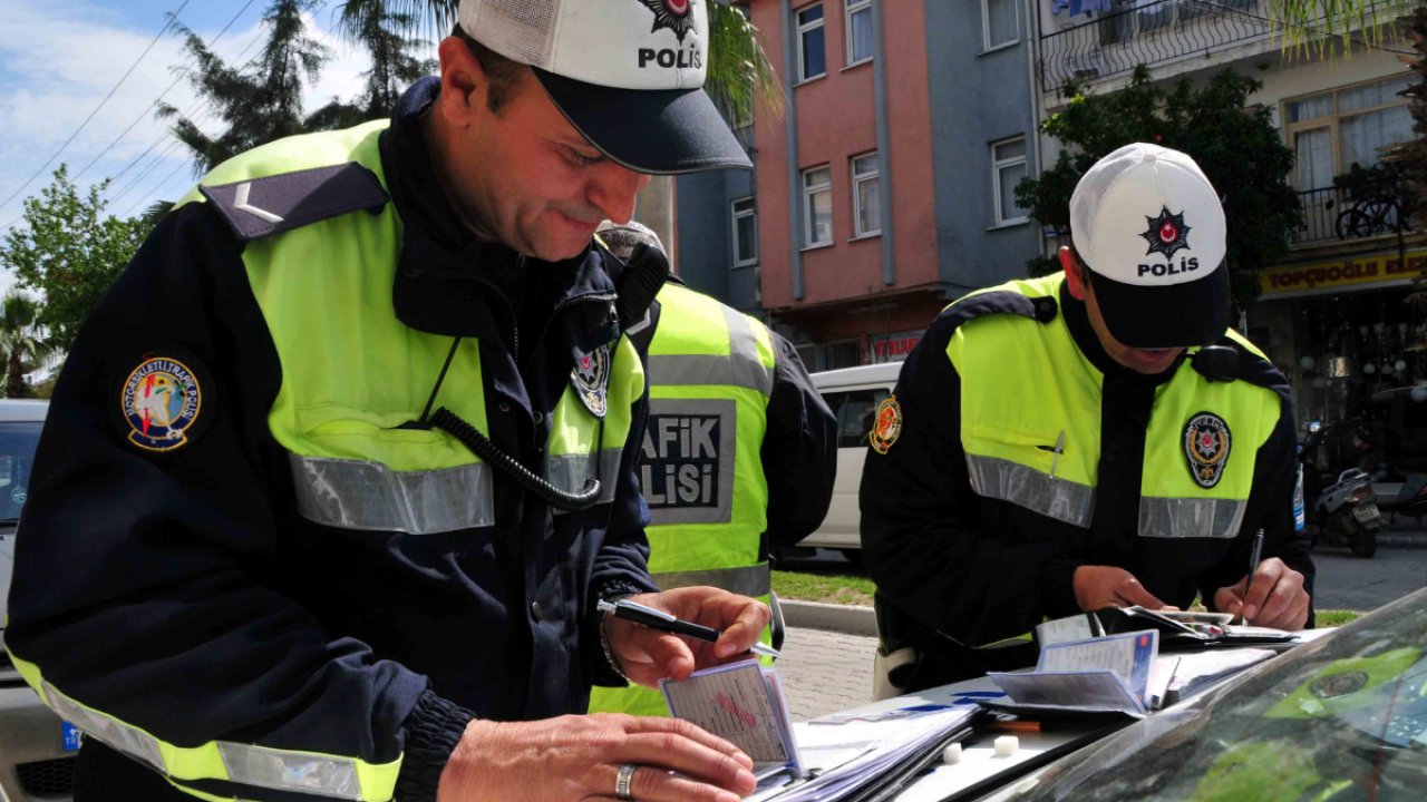 Otomobili olanlar dikkat! O araçların trafiğe çıkması kesinlikle yasaklandı: İçişleri Bakanlığı duyurdu