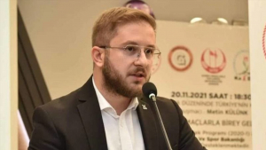Mobeseye yakalanan TÜGVA Başkanı, gazeteciler hakkında suç duyurusunda bulundu
