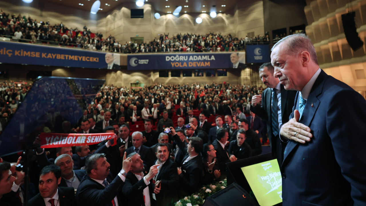 AKP’nin Ankara adayı için Mehmet Ali Kulat’tan yeni iddia: İki isim verdi