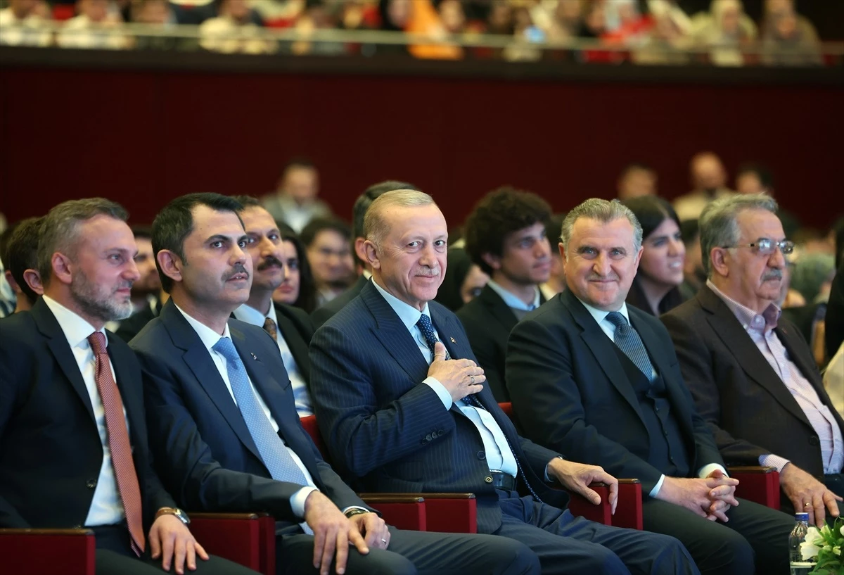 Erdoğan: İstanbul, Ankara, İzmir’i halledersek bunun tadına doyum olmaz