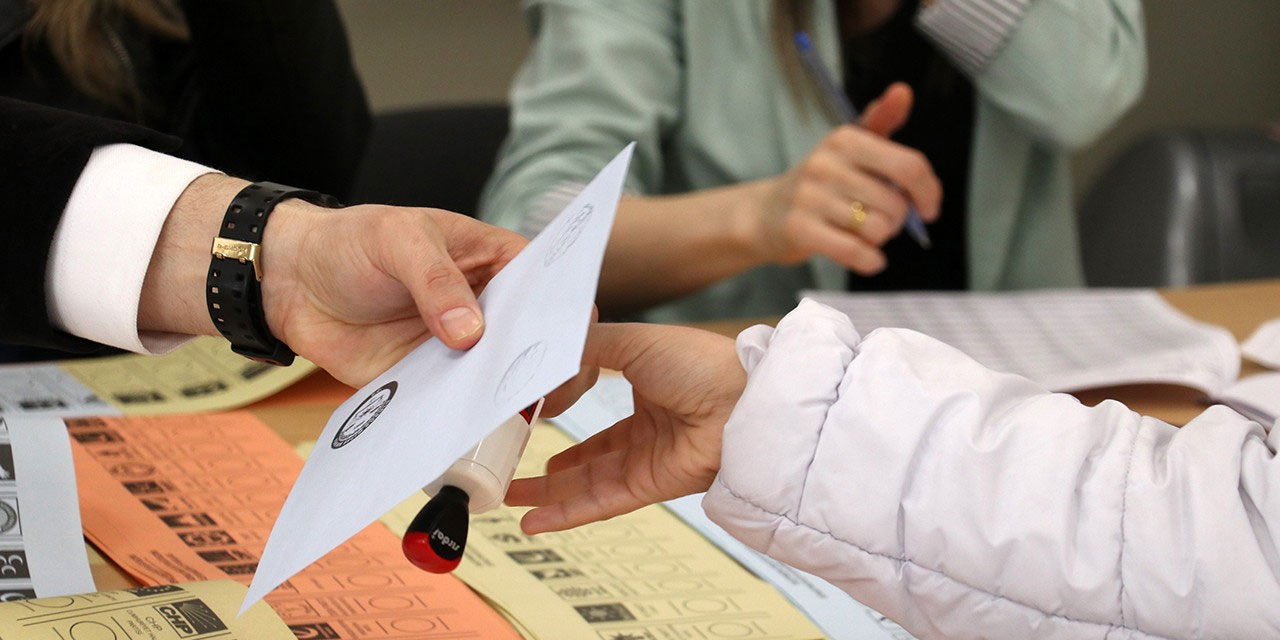 Yüksek Seçim Kurulu (YSK), 3 ilçe ve 4 beldede seçimleri yenileme kararı aldı: CHP, İYİ Parti ve DEM Parti’nin kazandığı 3 ilçe!