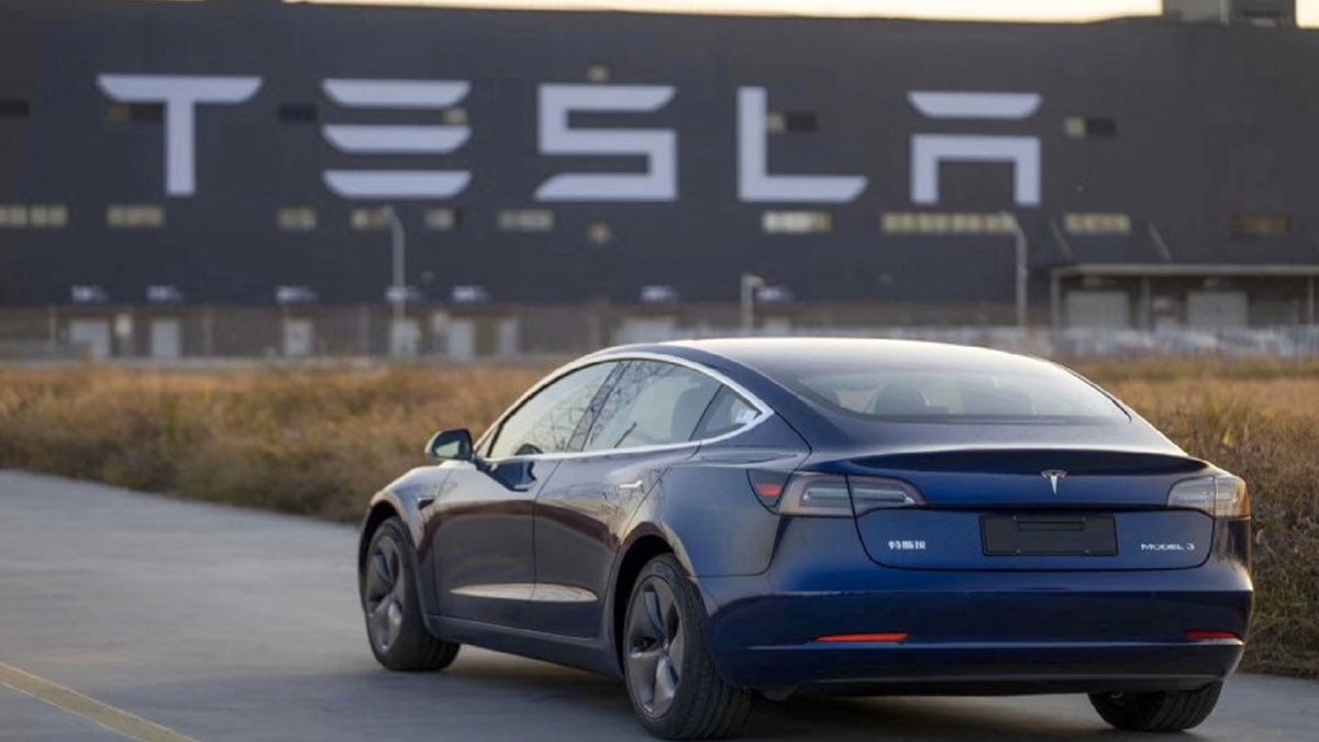 Satışları düşen Tesla’dan indirim kararı