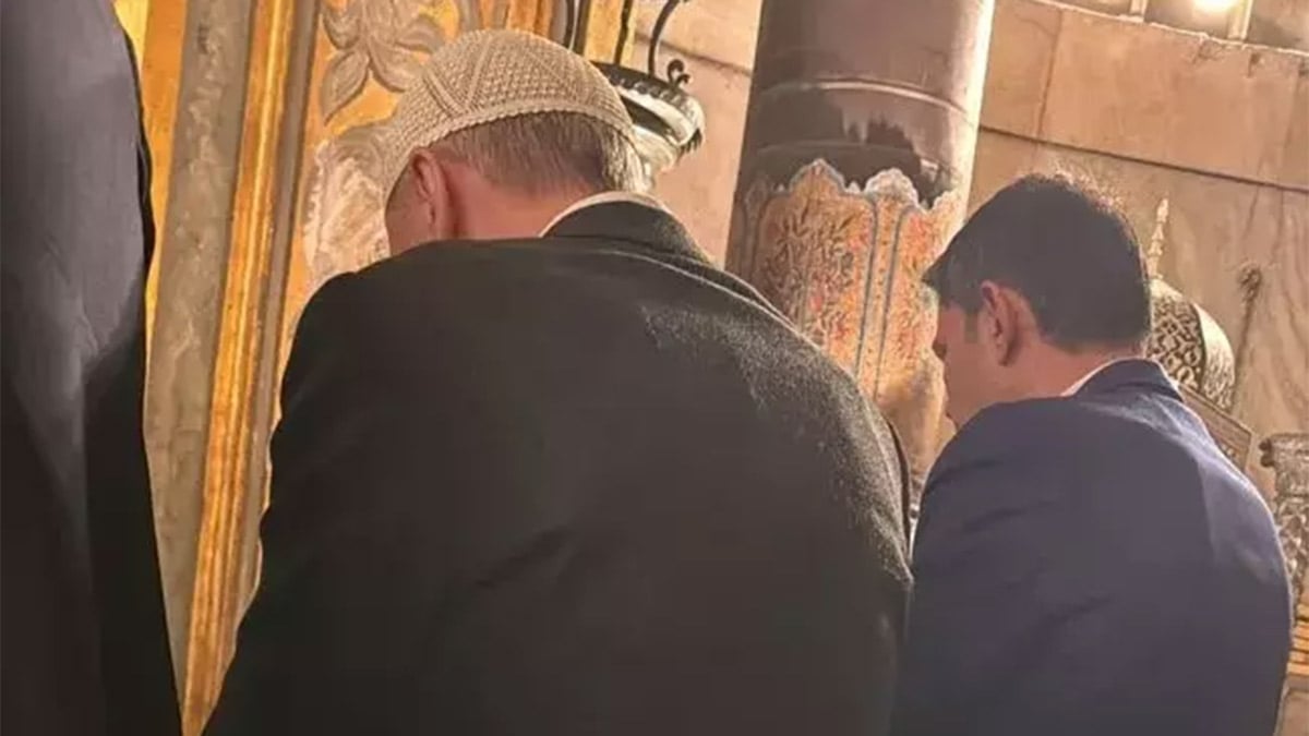 Cumhurbaşkanı Erdoğan, Ayasofya’da namaz kıldı