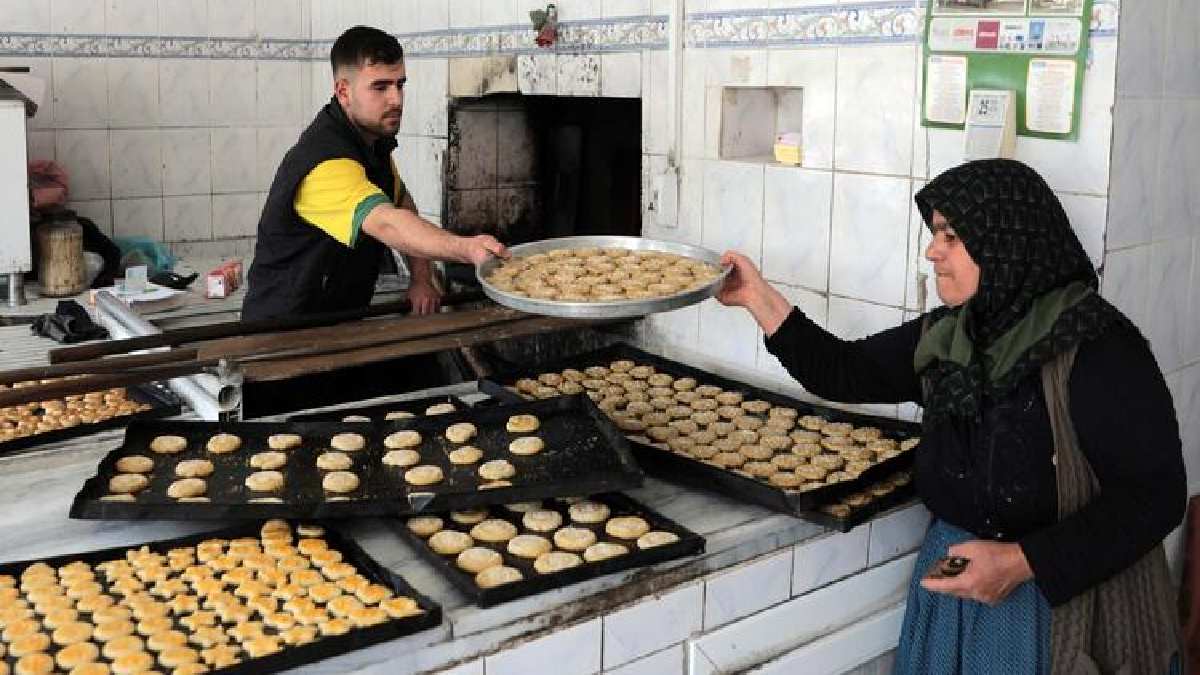 O şehirde bu lezzet olmadan bayram olmuyor! Kilosu 450 TL’den satılıyor, kilolarca alınıp stok yapılıyor