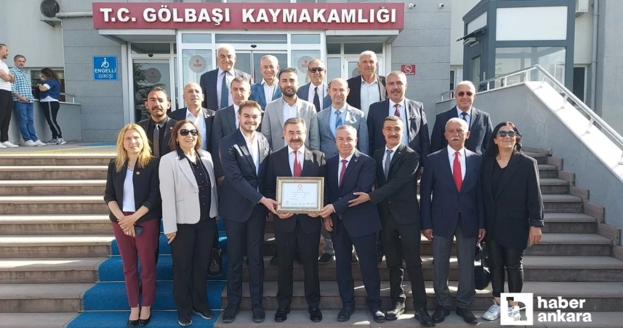 Gölbaşı Belediye Başkanı Yakup Odabaşı mazbatasını teslim aldı