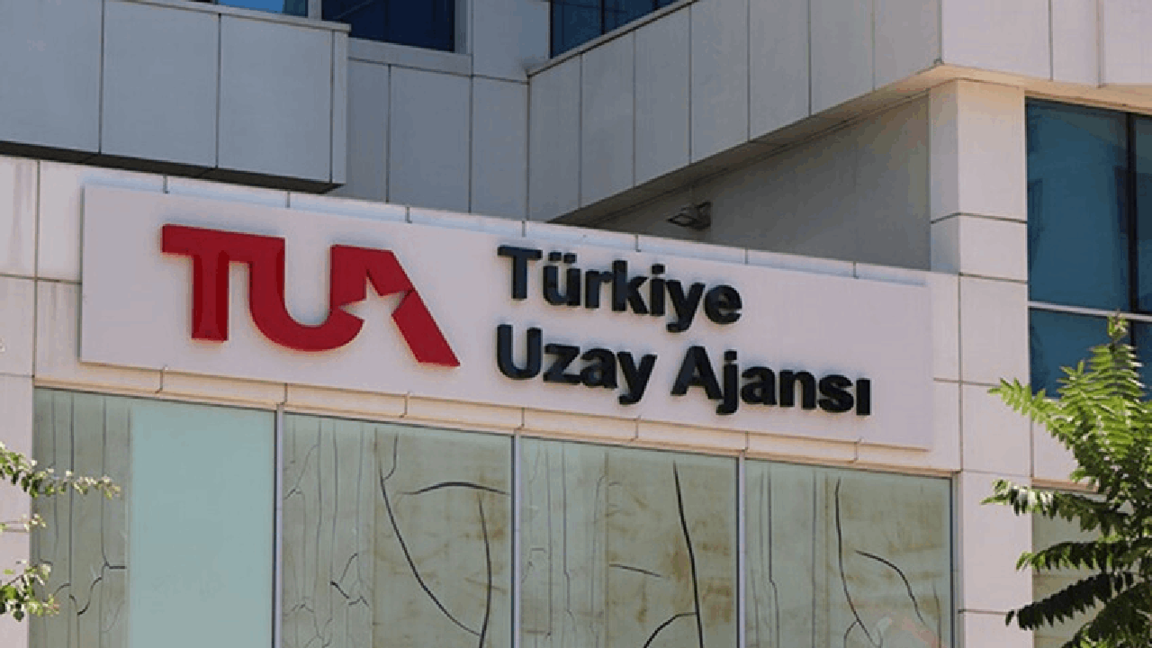 2023’te Ay’a sert iniş yapılacaktı: Türkiye Uzay Ajansı, hedeflerin çok gerisinde kaldı… Personel ve yerleşke sorunundan yakındılar