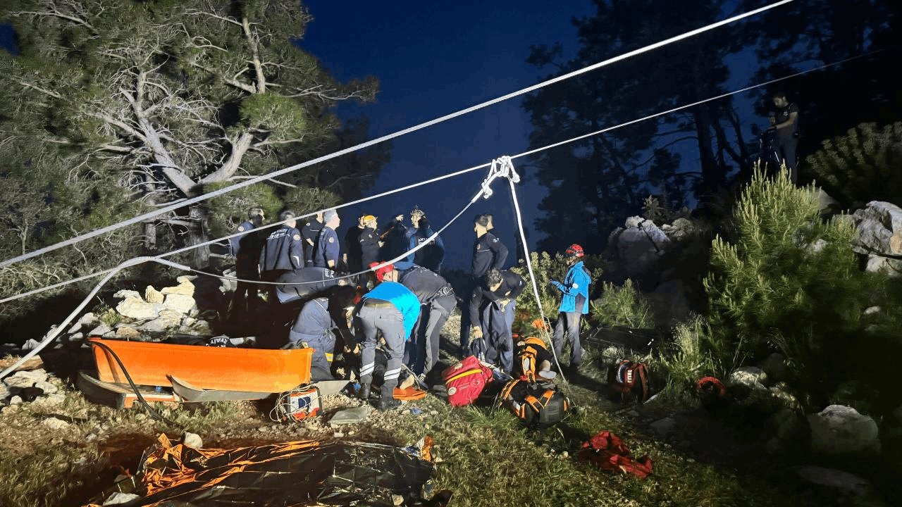 Antalya’da 1 kişinin öldüğü teleferik kazasında korku dolu anlar kameraya yansıdı