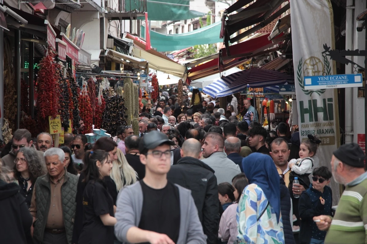 Beypazarı’nda Ramazan Bayramı Ziyaretçi Yoğunluğu