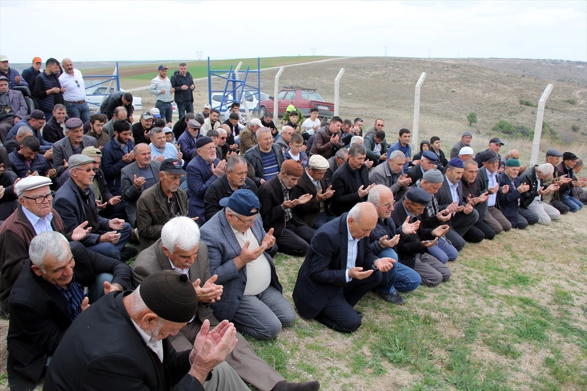 Beypazarı’nda Mahalle Sakinleri Yağmur Duası Etti