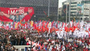 CHP’den 1 Mayıs çağrısı: Sömürüden arınmış düzeni savunmak için Taksim’e yürüyoruz!