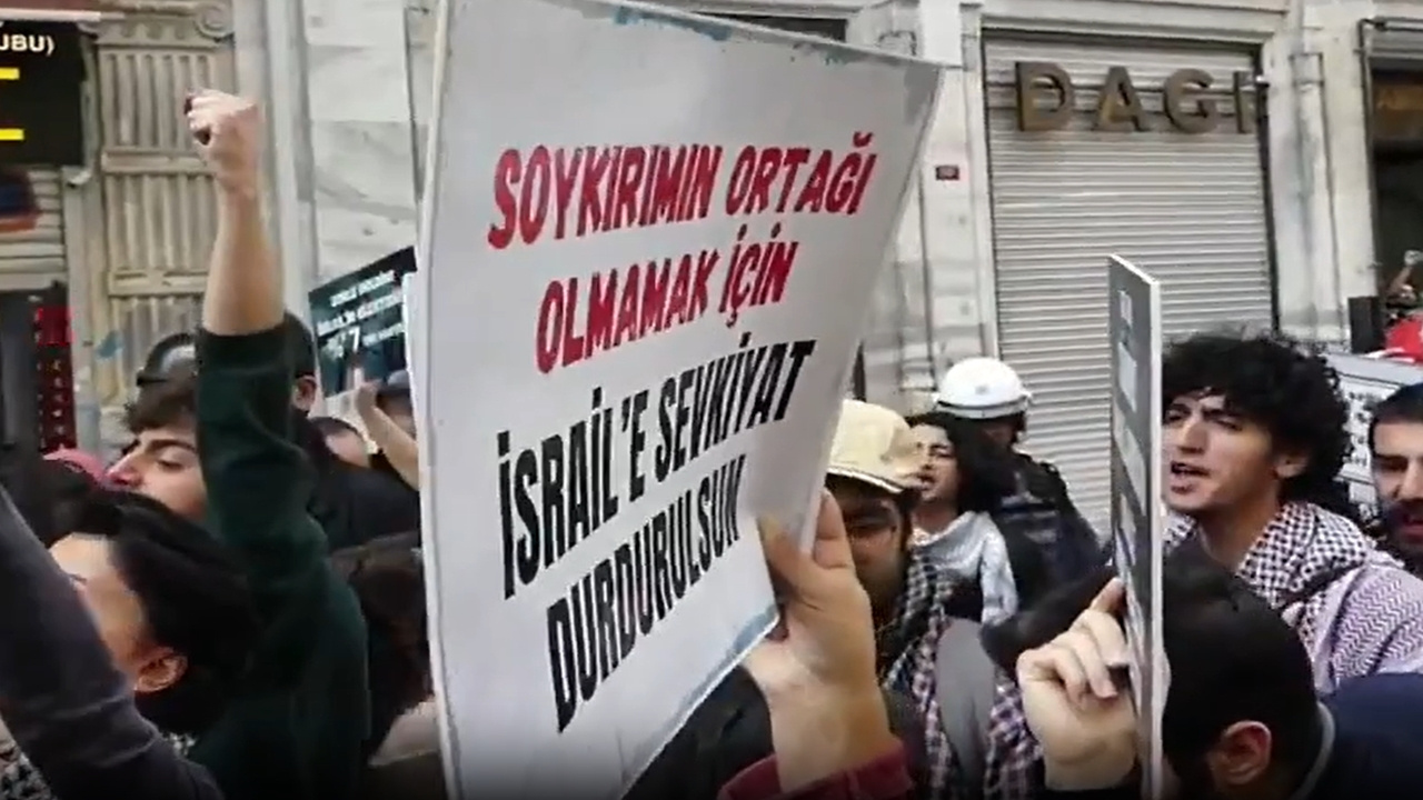 İstiklal Caddesi’ndeki Filistin’e destek yürüyüşüne polisten sert müdahale