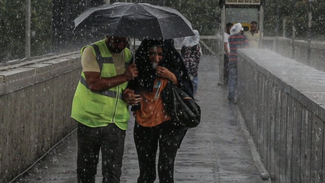 Meteoroloji’den 13 il için şiddetli yağmur uyarısı: Yola çıkacaklar hava durumuna bakmadan çıkmayın