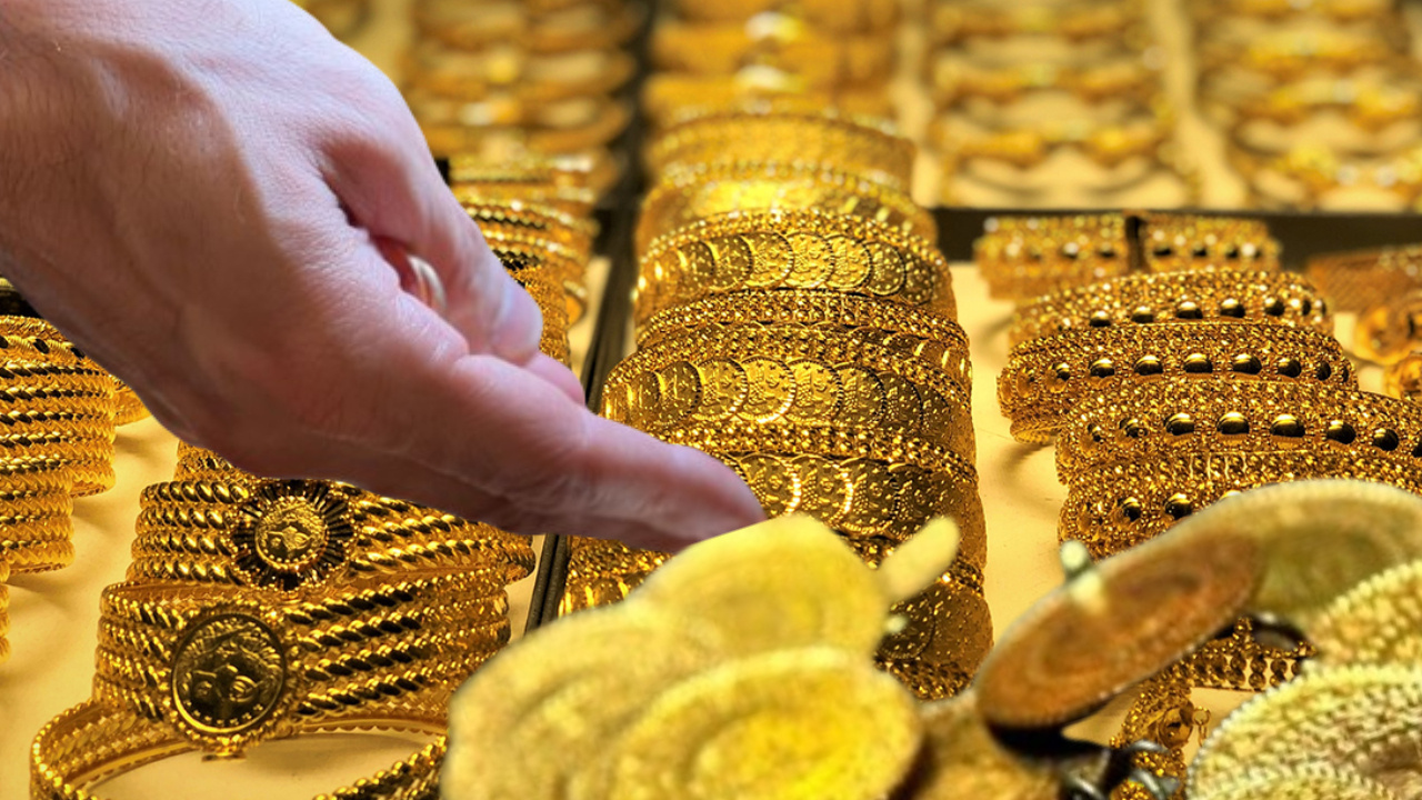 Rekor üstüne rekor kırdı, uzmanı duyulmamış rakamı açıkladı: Yıl sonu 1 gram altın ne kadar olacak?