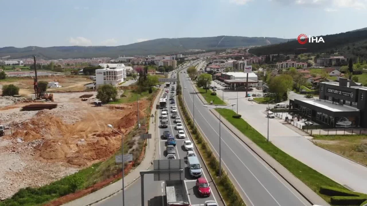 Tatilcilerin araç kuyruğunun ucu, sonu yok