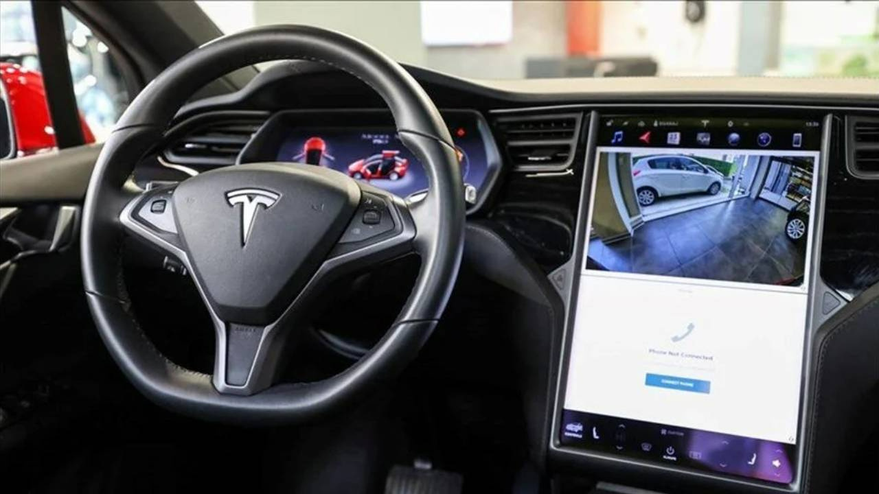 Tesla, bazı araç fiyatlarında indirim yaptı