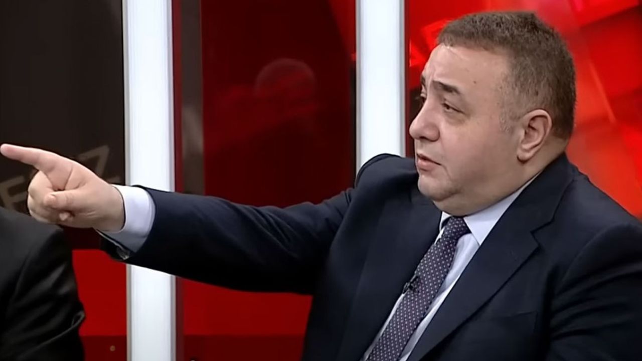 Zafer Şahin: “Birileri bütün düğmelere aynı anda basıyor”