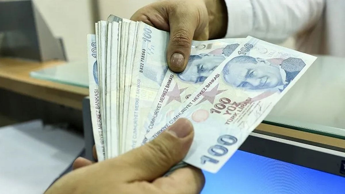 Emekliye banka promosyonu müjdesi: 20 bin TL’ye dayandı! Özel bankalar da yarışa girdi