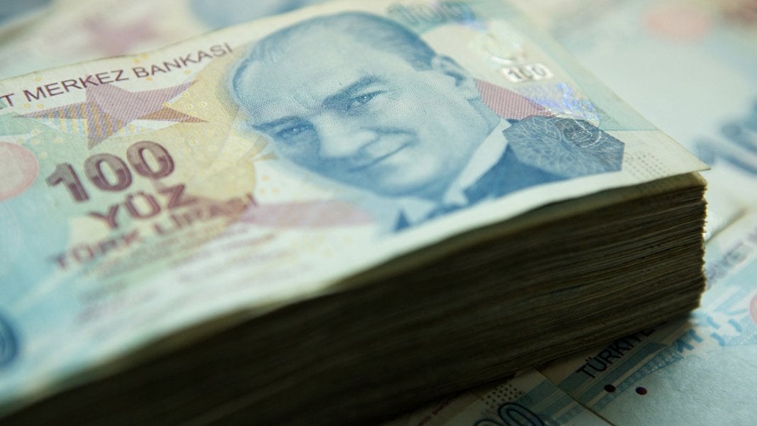 Hazine 46,3 milyar lira borçlandı