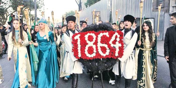 Provokasyon konseri iptal! Kızıl Ordu sağduyuya yenildi