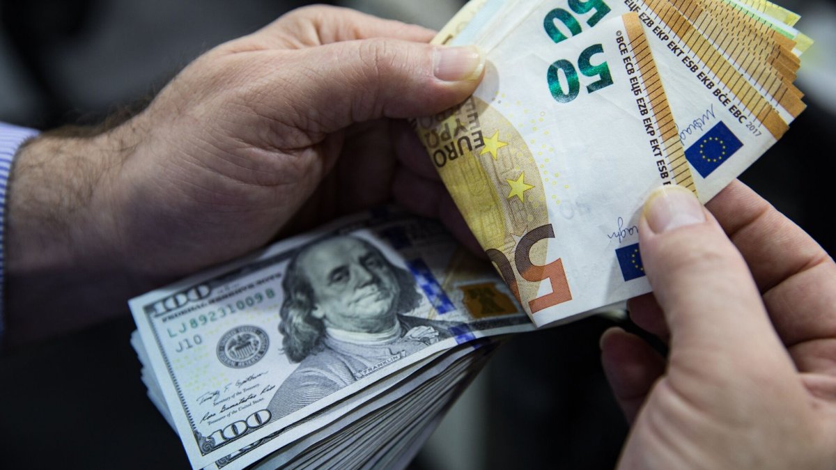 Dolar ve Euro’da son durum: 30 Nisan 2024 Salı döviz kuru fiyatları!