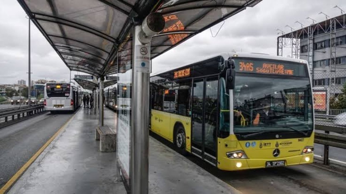 İstanbulluya tepeden tırnağa yasak geldi! O tarihte metro, metrobüs, vapur her şey kapalı