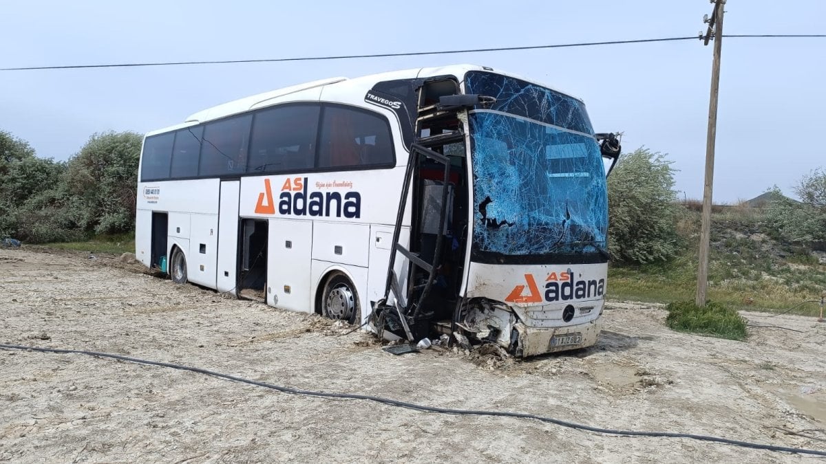 Son dakika! Kayseri-Niğde yolunda yolcu otobüsü şarampole uçtu: Yaralılar var