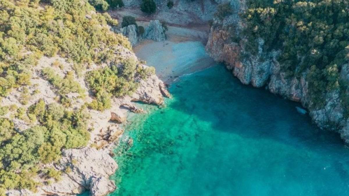 Herkes burayı Tayland sanıyor ama bu güzellik Ege’de! Giden kendini yurt dışında sanıyor