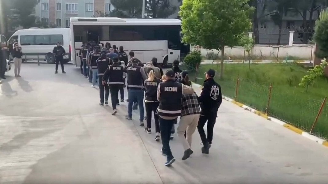 Bu kez emeklileri hedef alıyorlar: Kredi vaadiyle dolandırıcılıkta 8 tutuklama