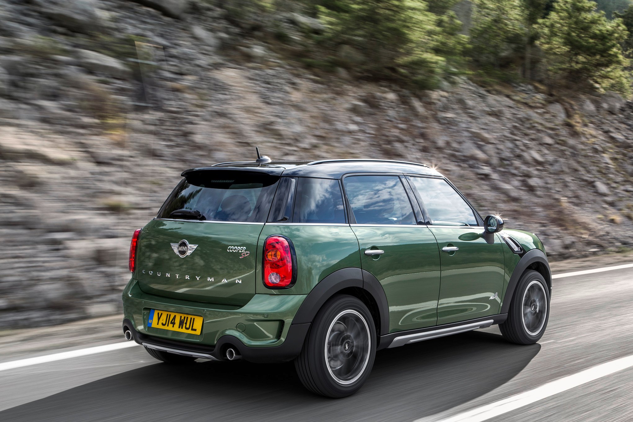 2015-mini-countryman-6.jpg