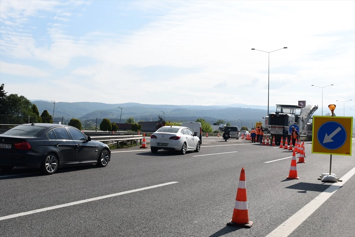 Anadolu Otoyolu Düzce kesimi ulaşıma kapatıldı