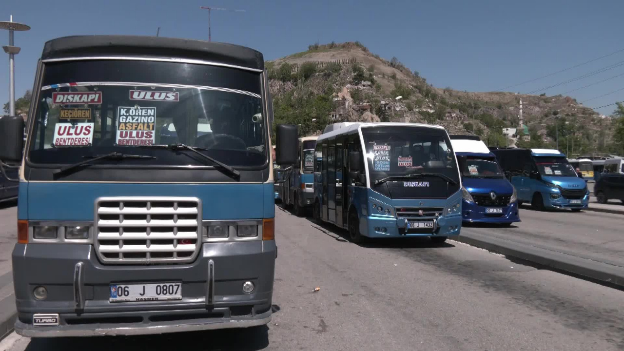 Ankara’da minibüsçüler Erdoğan’a seslendi: “Biz çok kötü durumdayız”