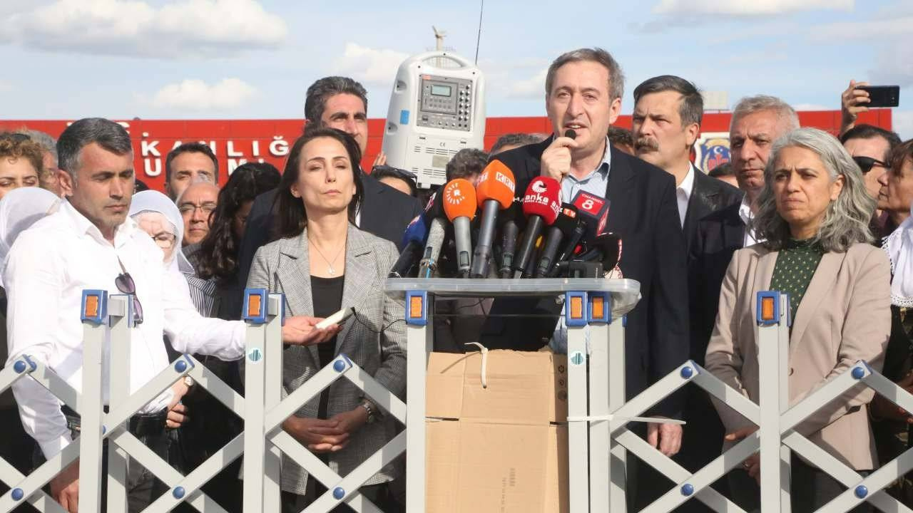 Bakırhan ve  Hatimoğulları’ndan ‘Kobani’ kararlarına tepki: Bu bir yol ayrımıdır, bu karar yok hükmündedir