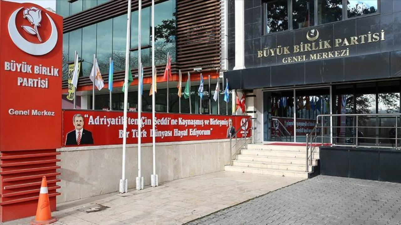 BBP’de 5 il başkanı görevden alındı