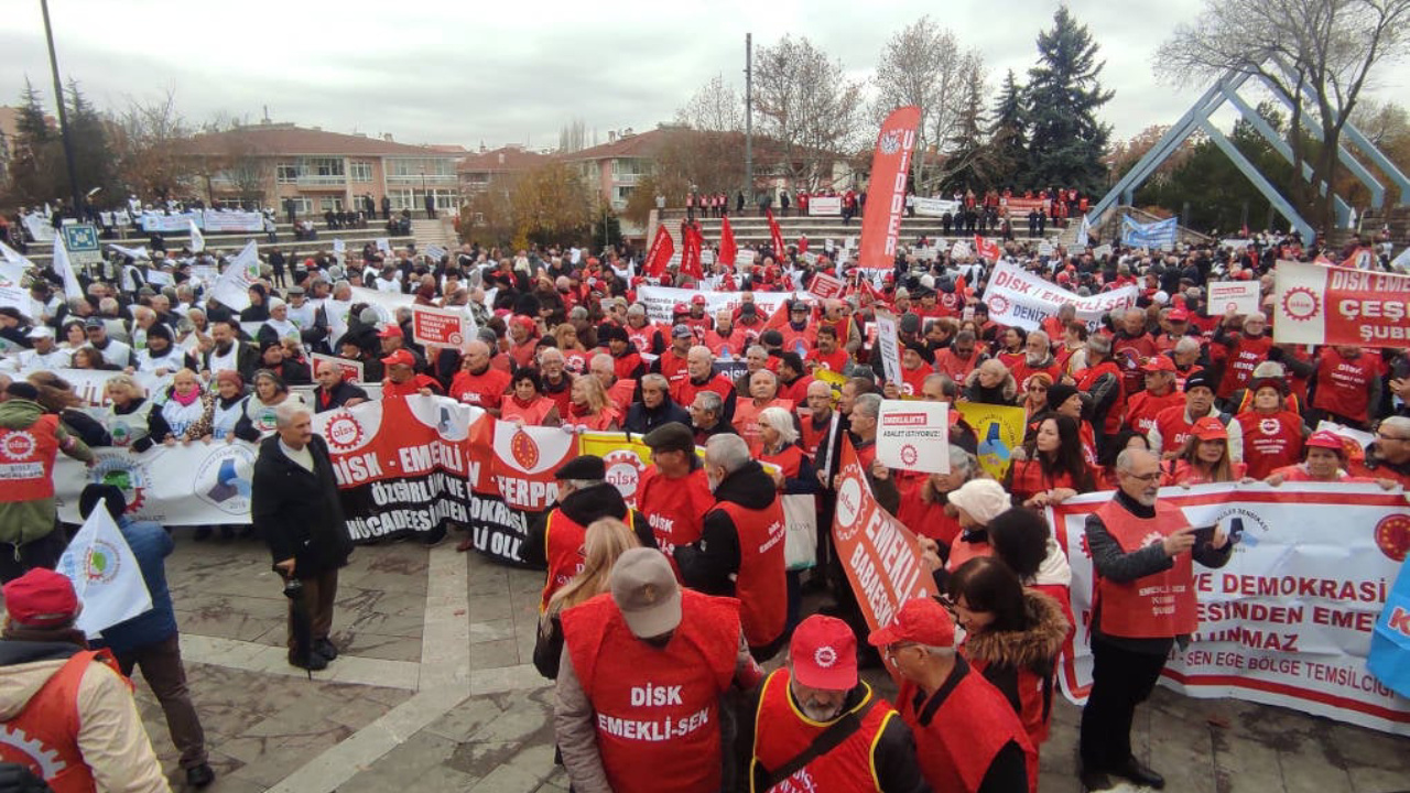 CHP’den ‘Büyük Emekli Mitingi’ için çağrı