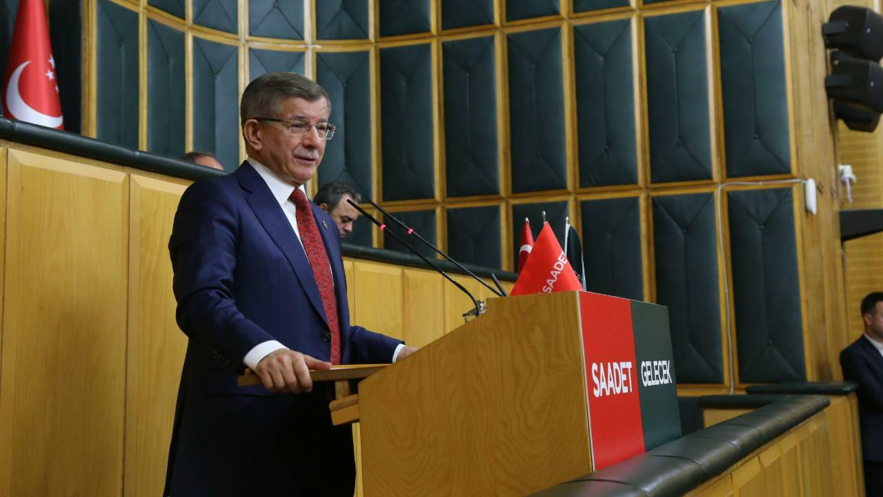 Davutoğlu’ndan iktidara ‘Sinan Ateş’ tepkisi: Mazlumlarla yumuşayın katillerle değil