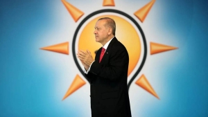 Kulis: AKP’de değişim parti yönetimi ile sınırlı kalmayacak
