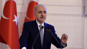 Meclis Başkanı Kurtulmuş’tan AKP Grubuna ‘yeni anayasa’ ziyareti