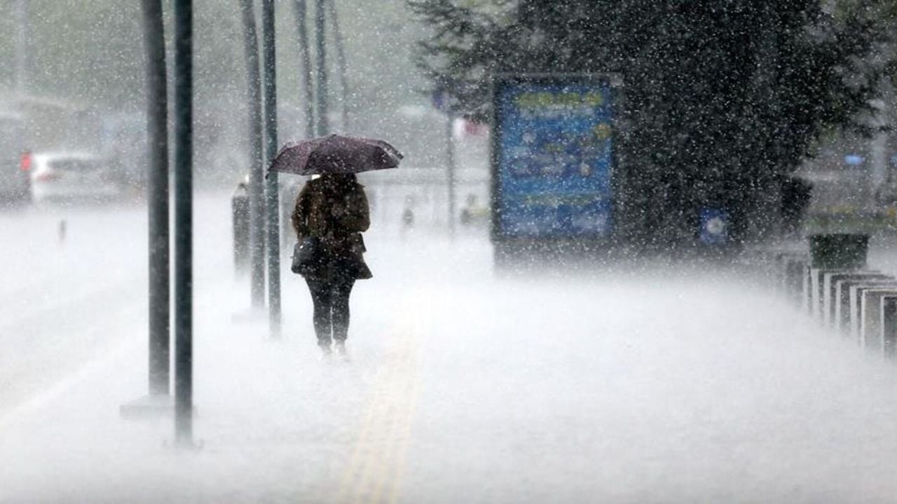 Meteoroloji ve Valilik Ankara’yı uyardı: Kuvvetli yağış ve fırtına bekleniyor