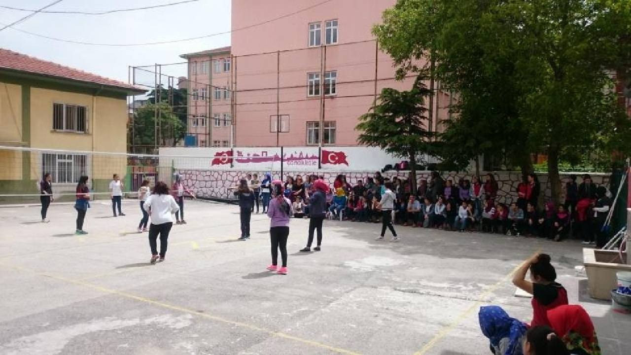 Öğrenci pansiyonunda ‘gıda zehirlenmesi’ şüphesi: 47 öğrenci hastanelik oldu