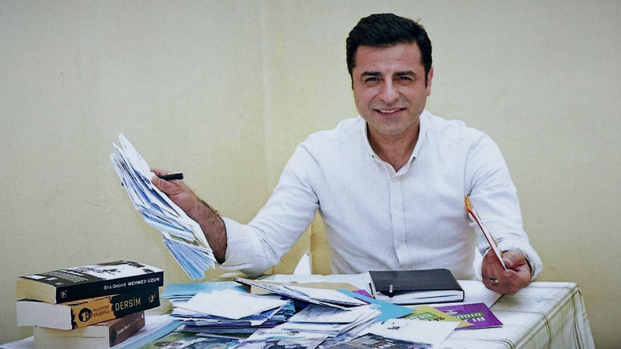 Selahattin Demirtaş’tan Kobani Davası açıklaması: Kimse merak etmesin boynumuz bükülmez