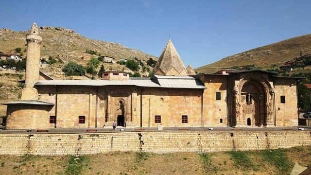 Divriği Ulu Camii ve Darüşşifası açılışa hazır - Avrasya'dan - Haber - TRT Avaz