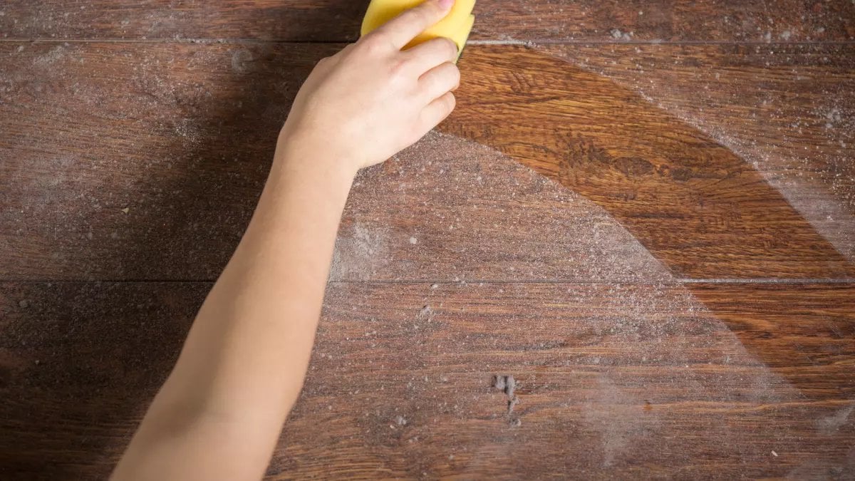 Açık balkonda tozu bir hamlede önleyin! Ne kapalı balkon ne branda: Bununla silince toz tutmuyor