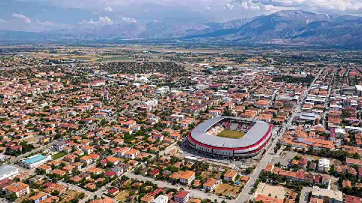 Türkiye’de en çok sosyal ağ kullanılan şehir belli oldu! Zirvenin sahibi Ankara, İstanbul, İzmir hiçbiri değil: Bakın hangi il?