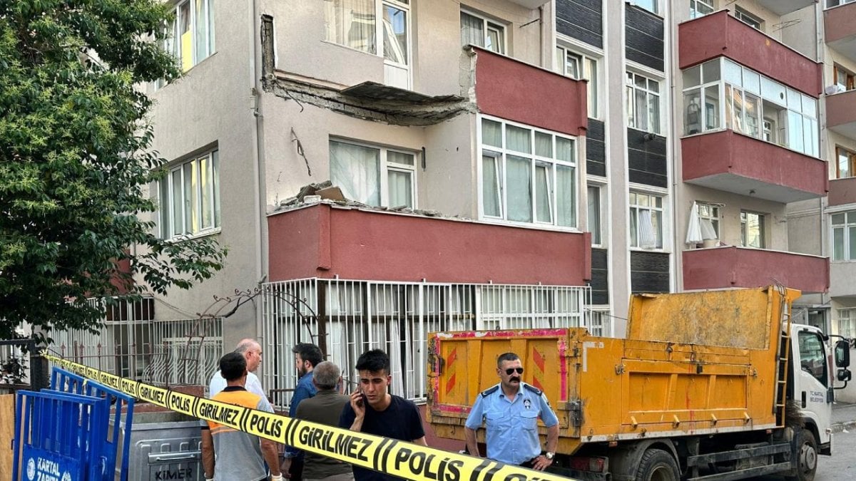 İstanbul Kartal’da 5 katlı binanın balkonu çöktü!