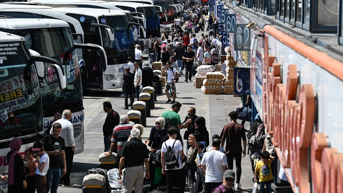 Otobüs bileti bulamayanlara müjde! Ek otobüs sefer biletleri satışa sunuldu