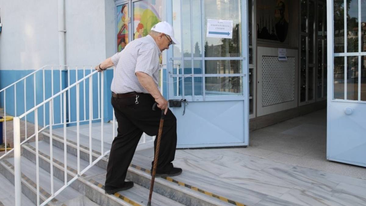 Çifte vatandaşlar sandık başında